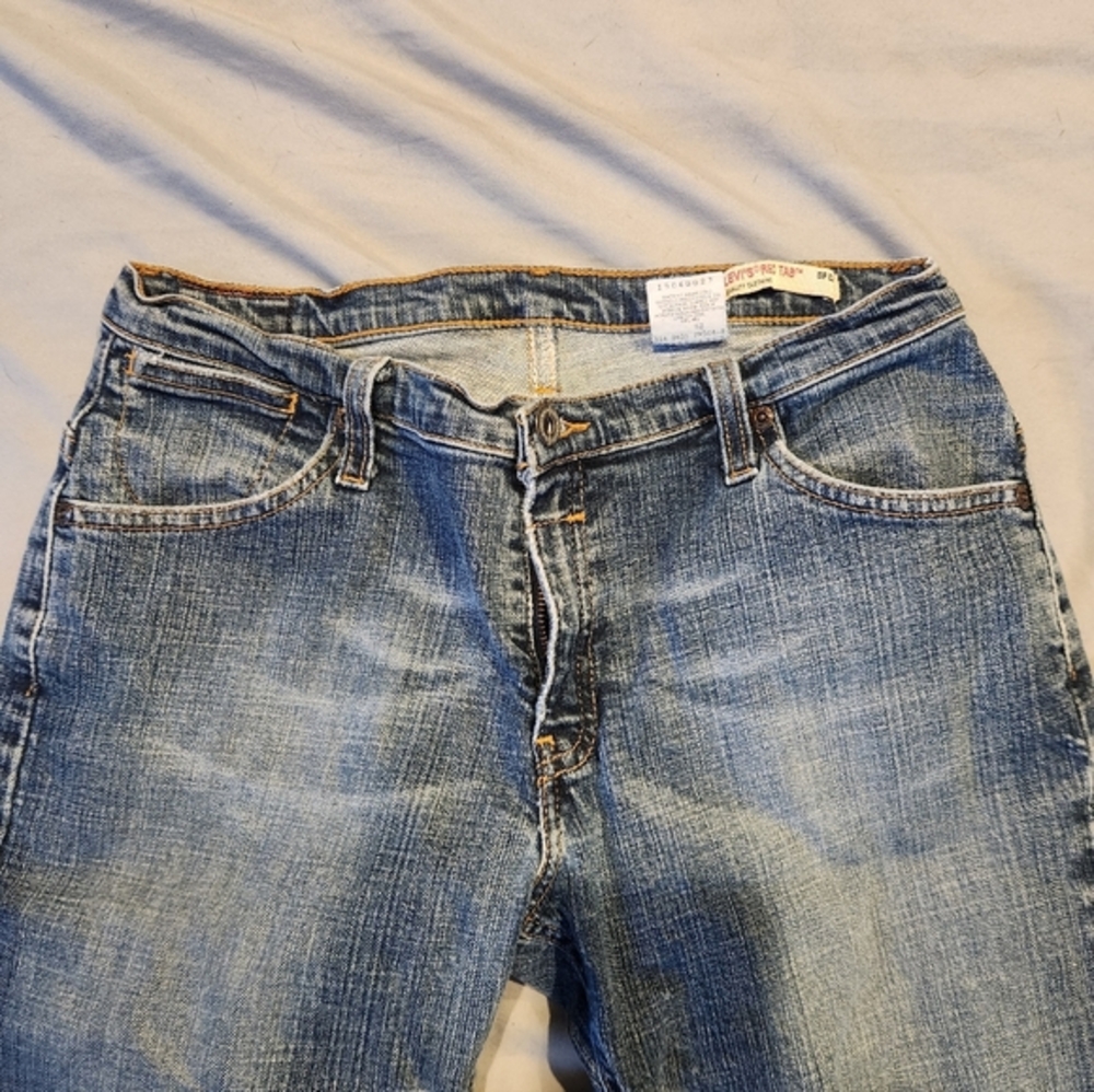 Women's Levi's Red Tab Jeans Size 27JR - Picture 3 of 6